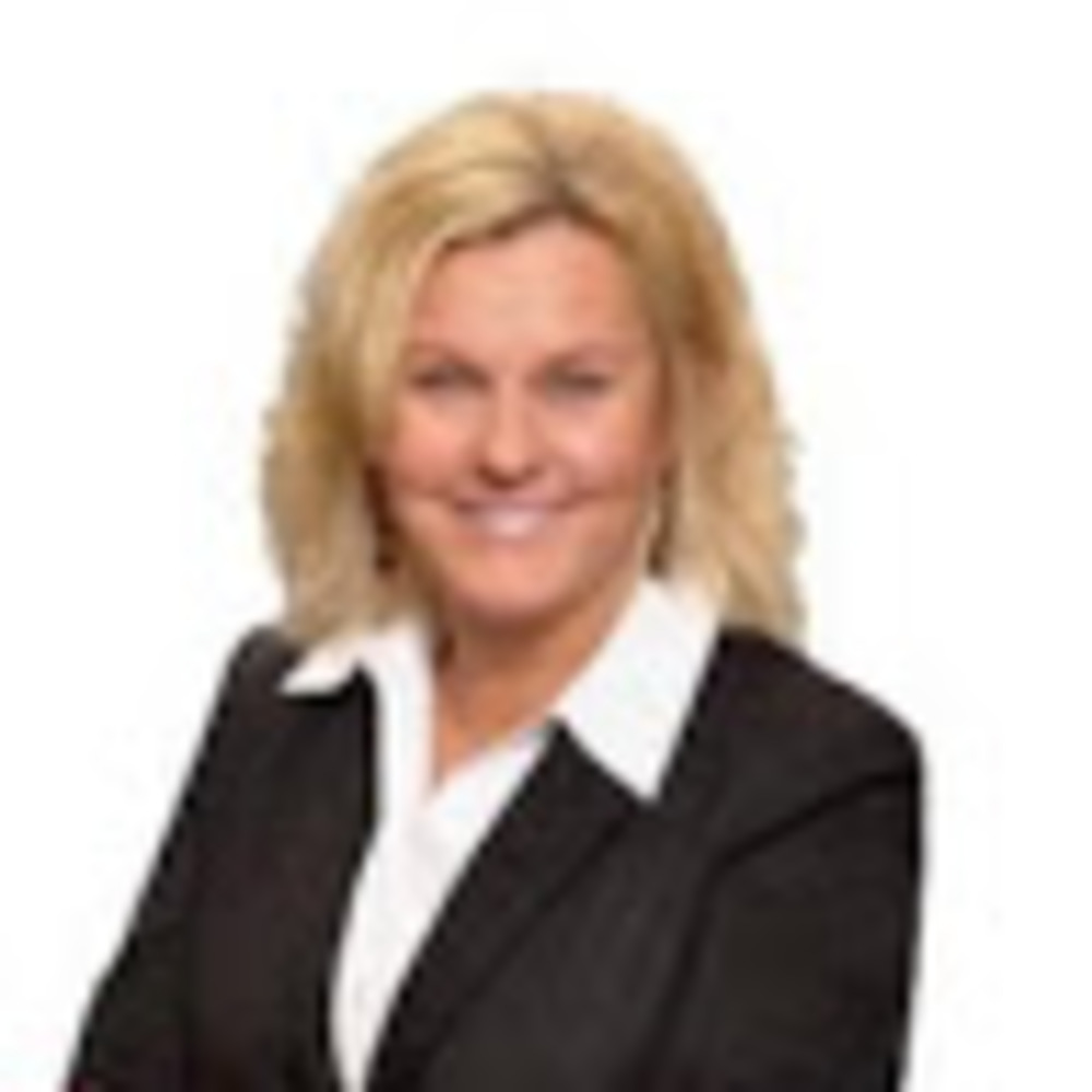 Meet your Posher, Monica